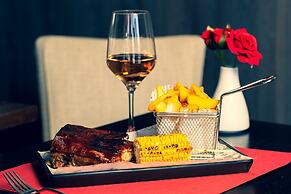 Euphoria Club Hotel & Resort