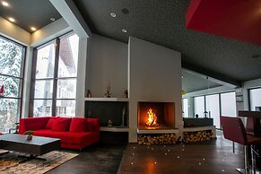 Euphoria Club Hotel & Resort