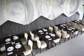 Euphoria Club Hotel & Resort