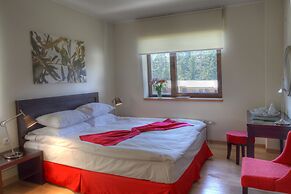 Euphoria Club Hotel & Resort