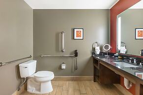 Best Western Premier Ivy Inn & Suites