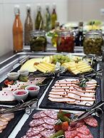 Holiday Inn Kyiv by IHG