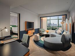 Hotel Indigo Shenzhen Overseas Chinese Town by IHG