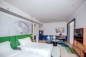 Hotel Indigo Shenzhen Overseas Chinese Town by IHG