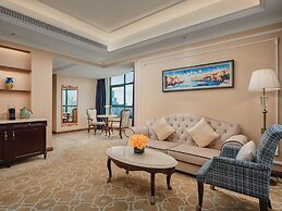 Hotel Indigo Shenzhen Overseas Chinese Town by IHG