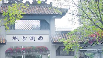 Hotel Indigo Shenzhen Overseas Chinese Town by IHG