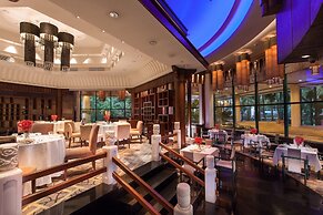 Hotel Indigo Shenzhen Overseas Chinese Town by IHG