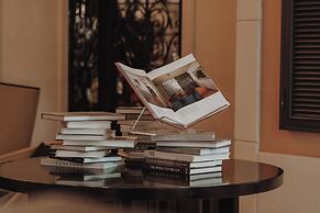 Hotel Indigo Shenzhen Overseas Chinese Town by IHG