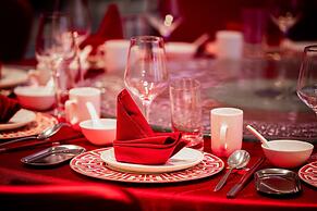 Hotel Indigo Shenzhen Overseas Chinese Town by IHG