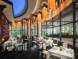 Hotel Indigo Shenzhen Overseas Chinese Town by IHG