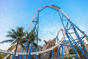 Hotel Indigo Shenzhen Overseas Chinese Town by IHG