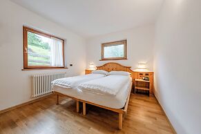 Hotel Vioz - Family Hotel & Apartments