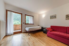 Hotel Vioz - Family Hotel & Apartments