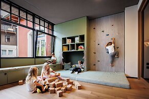 Hotel Vioz - Family Hotel & Apartments