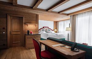 Hotel Tyrol