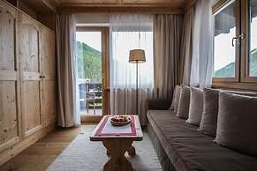 Hotel Tyrol