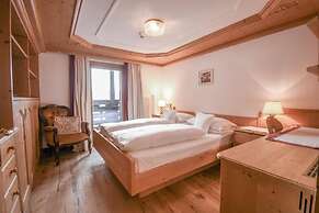 Hotel Tyrol