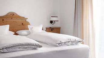 Hotel Tyrol