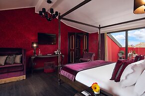 Carnival Palace Hotel