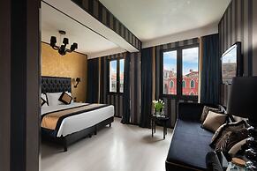 Carnival Palace Hotel