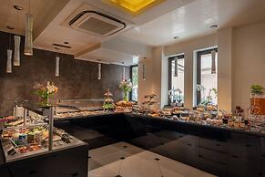 Carnival Palace Hotel