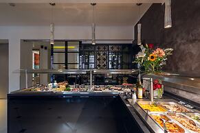 Carnival Palace Hotel