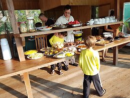 Amazon Arowana Lodge