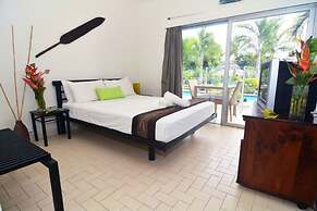 Coconut Palms Resort