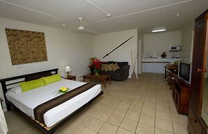 Coconut Palms Resort