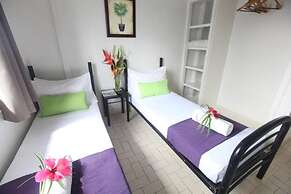 Coconut Palms Resort