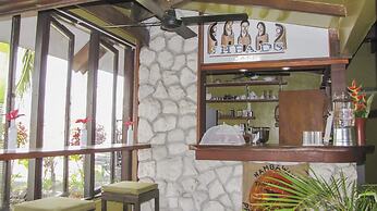 Coconut Palms Resort