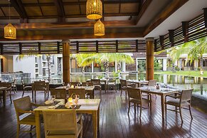 Crystals Beach Resort Belle Mare, a member of Radisson Individuals