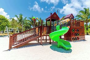 Crystals Beach Resort Belle Mare, a member of Radisson Individuals