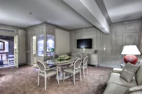 Almira Hotel Thermal Spa & Convention Center