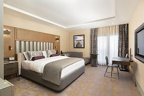 Almira Hotel Thermal Spa & Convention Center