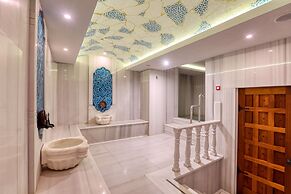 Almira Hotel Thermal Spa & Convention Center