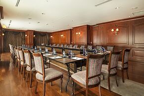 Almira Hotel Thermal Spa & Convention Center