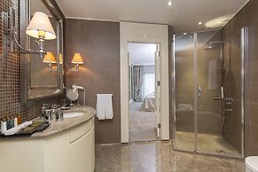 Almira Hotel Thermal Spa & Convention Center