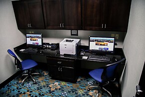 Hampton Inn & Suites Sharon