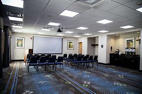 Hampton Inn & Suites Sharon