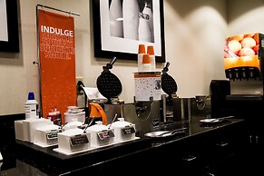 Hampton Inn & Suites Sharon