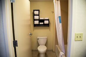 Hampton Inn & Suites Sharon