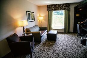 Hampton Inn & Suites Sharon