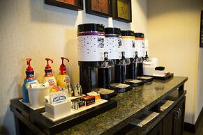 Hampton Inn & Suites Sharon