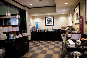 Hampton Inn & Suites Sharon