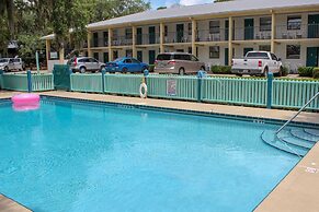Steinhatchee River Inn