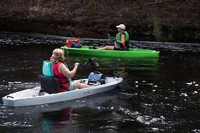 Steinhatchee River Inn