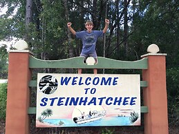 Steinhatchee River Inn