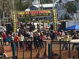 Steinhatchee River Inn