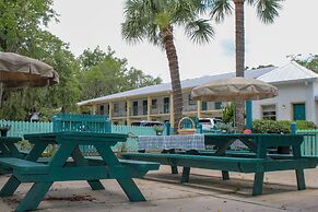 Steinhatchee River Inn